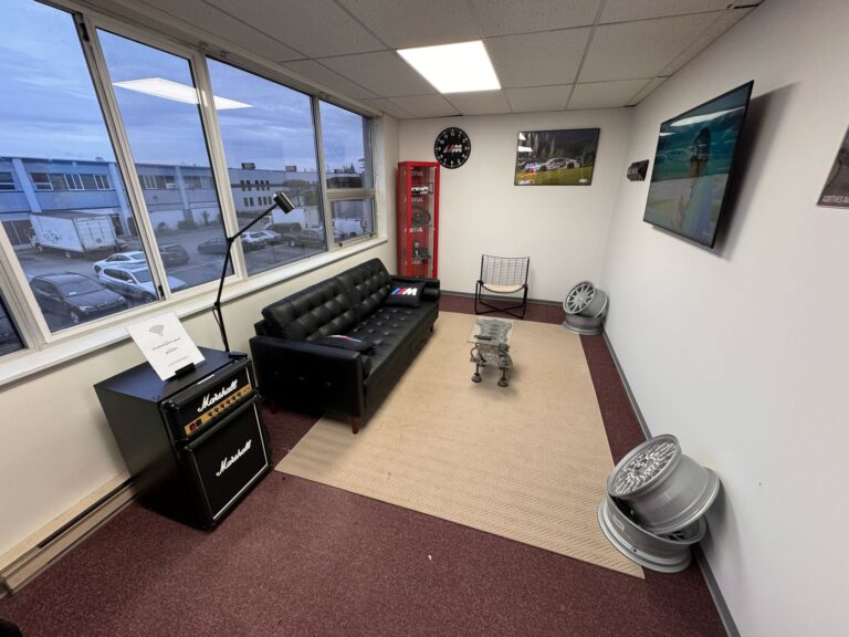 CG Motorsports Wating room 1